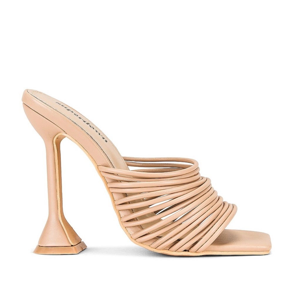 Superdown Eva Heel in Tan